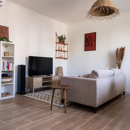 & Spacieux A Apartment Perpignan